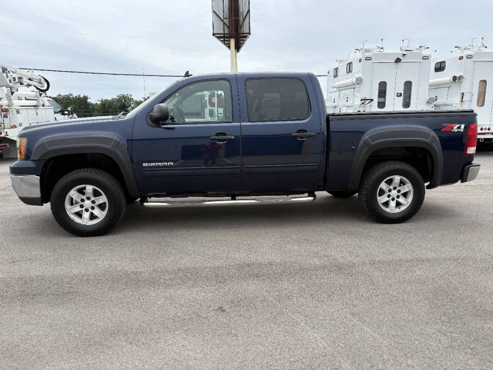 gmc sierra 1500 2010 3GTRKVE38AG117341 image gmc sierra 1500 2010 3GTRKVE38AG117341 image